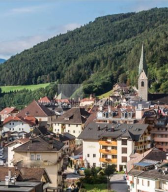 Apartment / Etagenwohnung in Mühlbach, Bozen