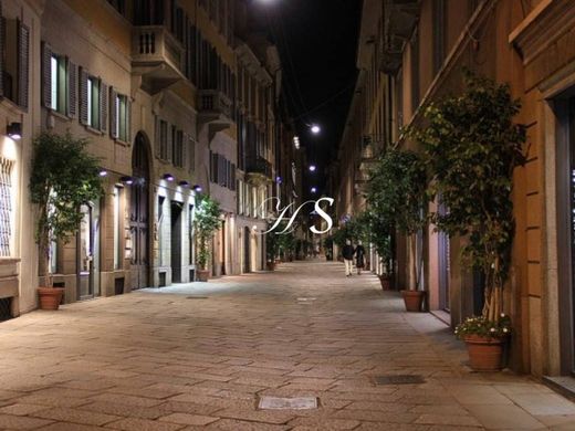 Appartement in Milaan, Città metropolitana di Milano