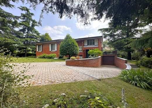 Villa a Grezzana, Verona