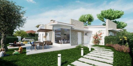 빌라 / Ladispoli, 로마