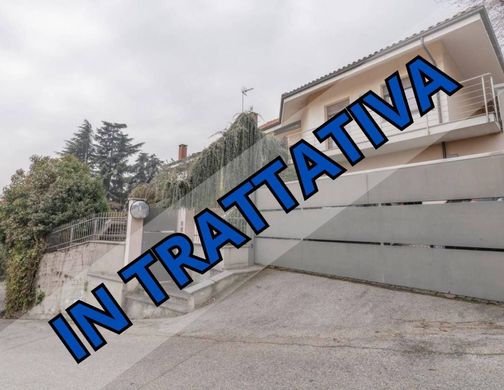 Villa in Moncalieri, Turin