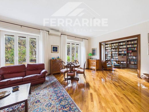 Apartment in Rome, Latium
