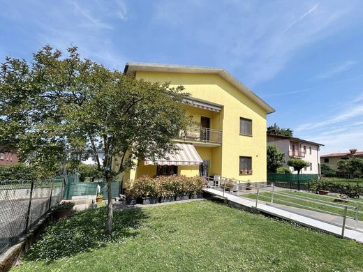 Villa in Gorgonzola, Milan