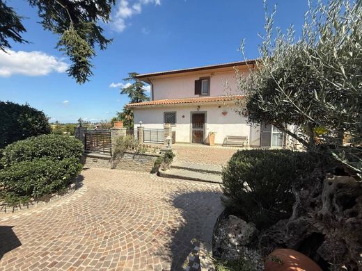 Villa in Marino, Rome