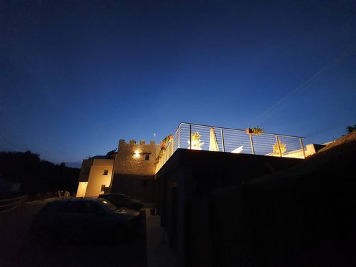 Casa de campo en Alba, Provincia di Cuneo