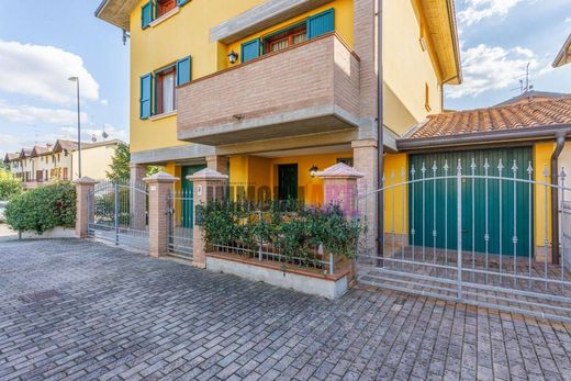 Βίλα σε Quattro Castella, Provincia di Reggio Emilia