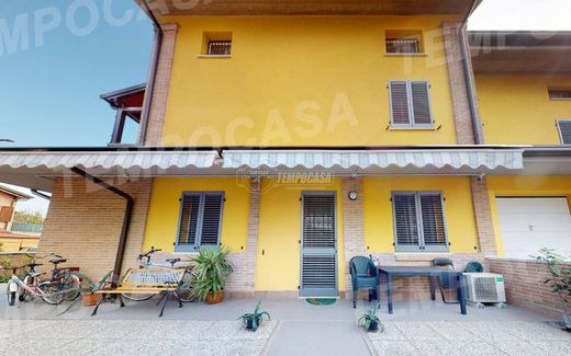 Luxe woning in Cento, Provincia di Ferrara