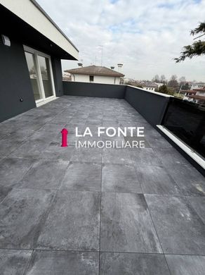 Penthouse in Stra, Venice