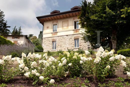 Villa in Bergamo, Provincia di Bergamo