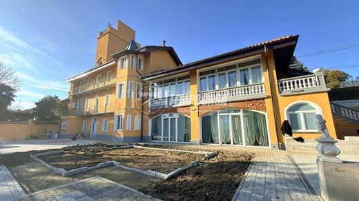 Villa in Alpignano, Turin