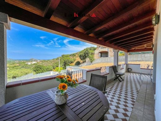 Villa a Torpè, Nuoro