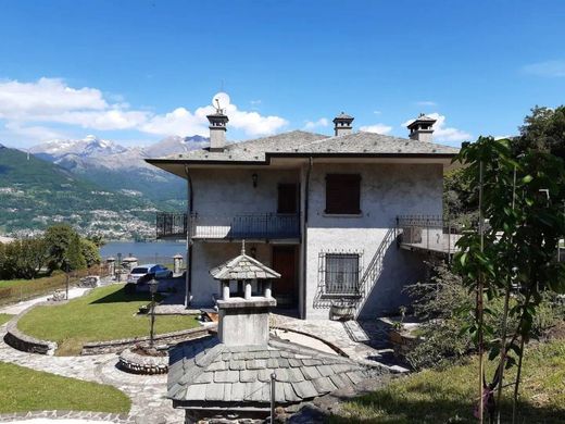 Βίλα σε Colico Piano, Provincia di Lecco
