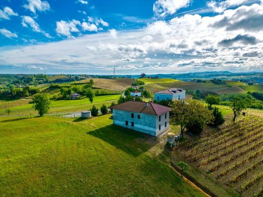 Landhuis in Nizza Monferrato, Provincia di Asti