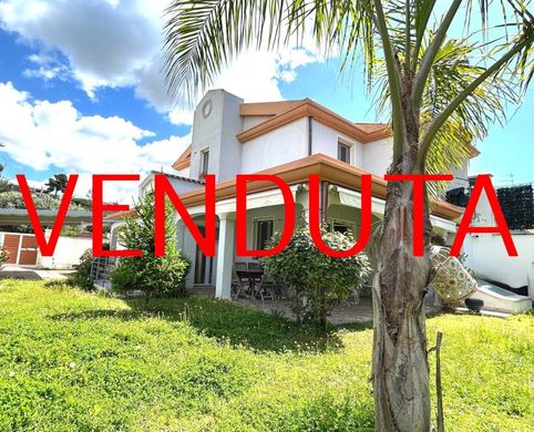 Villa in Quartu Sant'Elena, Provincia di Cagliari