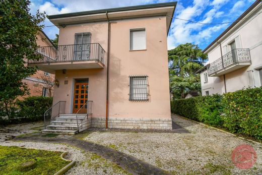Villa in Cesena, Provincia di Forlì-Cesena