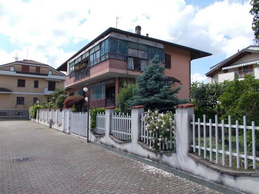 Villa in Settimo Milanese, Città metropolitana di Milano