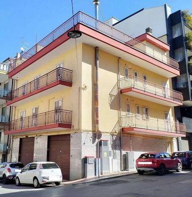 Villa in Gravina in Puglia, Bari