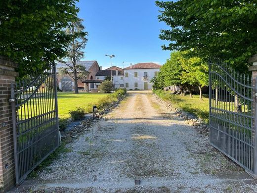 Country House in Montagnana, Padua