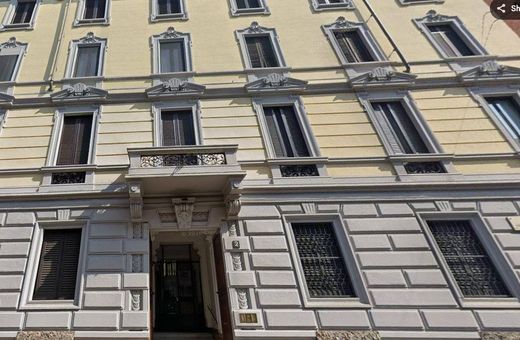 Appartamento a Milano, Lombardia