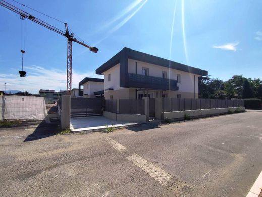 Villa in Azzano San Paolo, Provincia di Bergamo