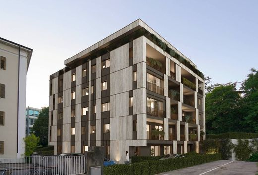 아파트 / Trento, Provincia autonoma di Trento