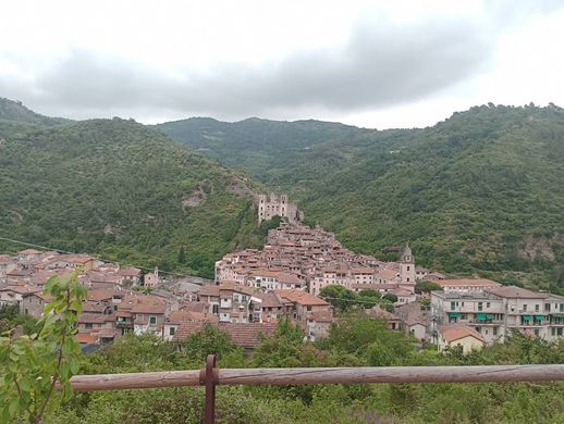 Casa de lujo en Dolceacqua, Provincia di Imperia