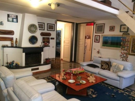 Apartamento - Arenzano, Génova