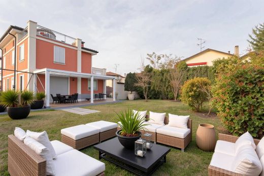 Willa w San Giovanni in Persiceto, Bologna