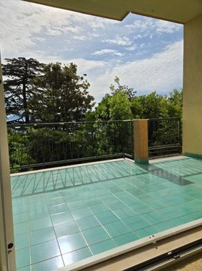 Piso / Apartamento en Nápoles, Napoles