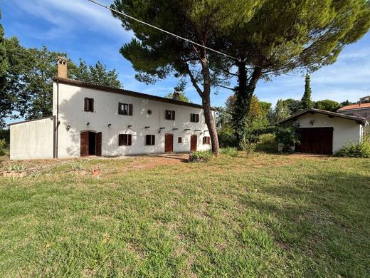 Propriété de campagne à Fano, Pesaro et Urbino