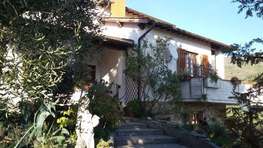 Villa in Loro Ciuffenna, Province of Arezzo