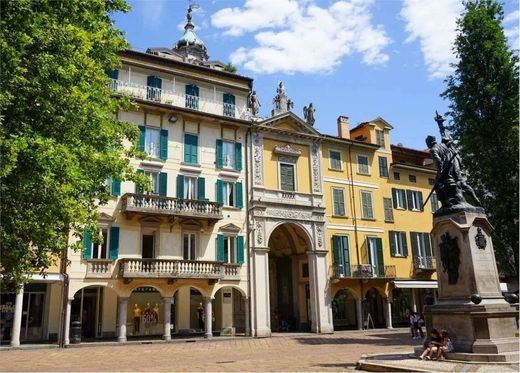 Пентхаус, Варезе, Provincia di Varese