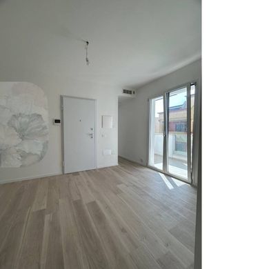 Apartment / Etagenwohnung in Cagliari, Provincia di Cagliari