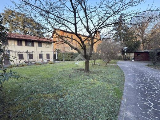 Villa in Vimercate, Province of Monza and Brianza