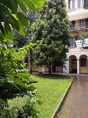 Apartment / Etagenwohnung in Mailand, Lombardei