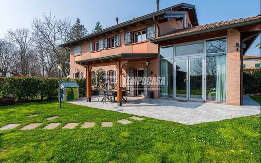 Villa in Reggio nell'Emilia, Provincia di Reggio Emilia