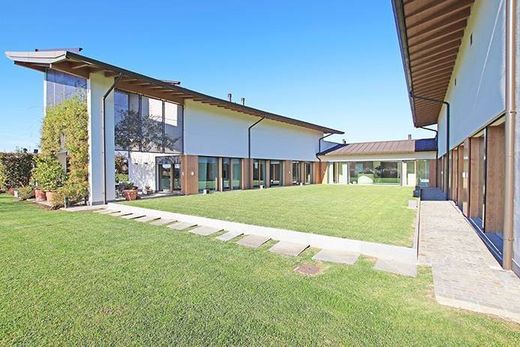 Villa en Treviolo, Bérgamo