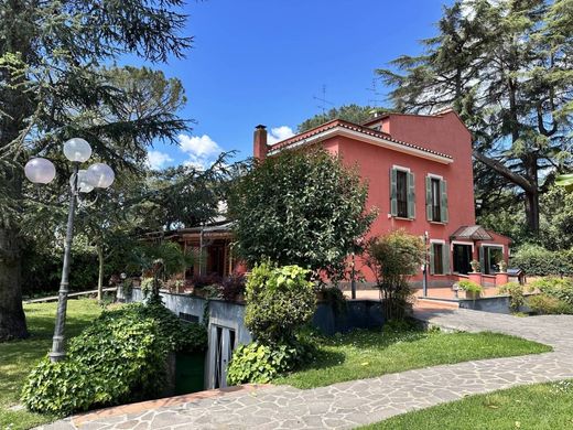 Villa in Rome, Latium