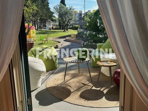 Βίλα σε Λιβόρνο, Provincia di Livorno