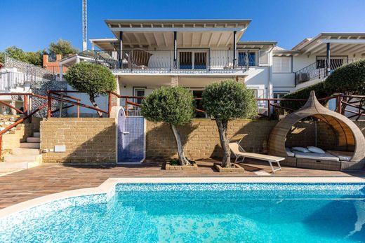 Villa in Quartu Sant'Elena, Provincia di Cagliari