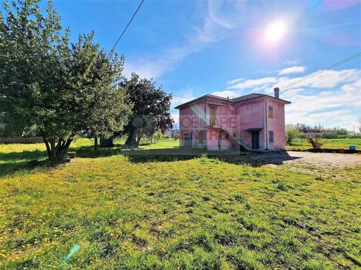 Luxus-Haus in Sarzana, Provincia di La Spezia