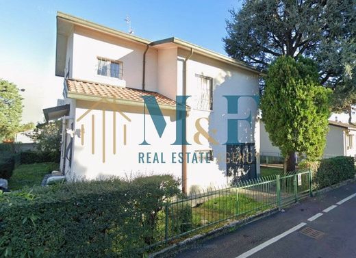 Willa w Segrate, Città metropolitana di Milano