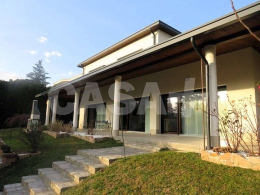 Villa a Varese, Lombardia