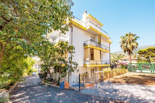 Appartement in San Remo, Provincia di Imperia