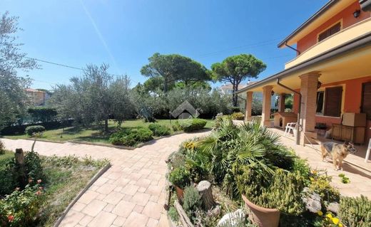 Villa in Bellaria-Igea Marina, Provincia di Rimini