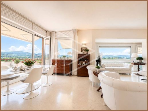 Penthouse in Florence, Tuscany