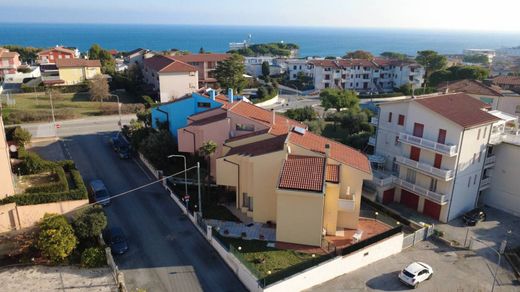 Appartement in Numana, Provincia di Ancona
