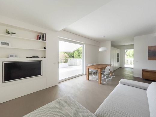 Penthouse Lignano Sabbiadoro, Udine ilçesinde