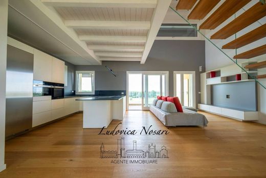 Penthouse San Lazzaro, Bologna ilçesinde