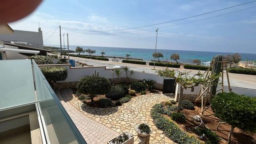 Villa in Alliste, Provincia di Lecce